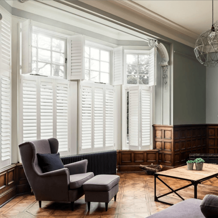 How to decorate with window shutters